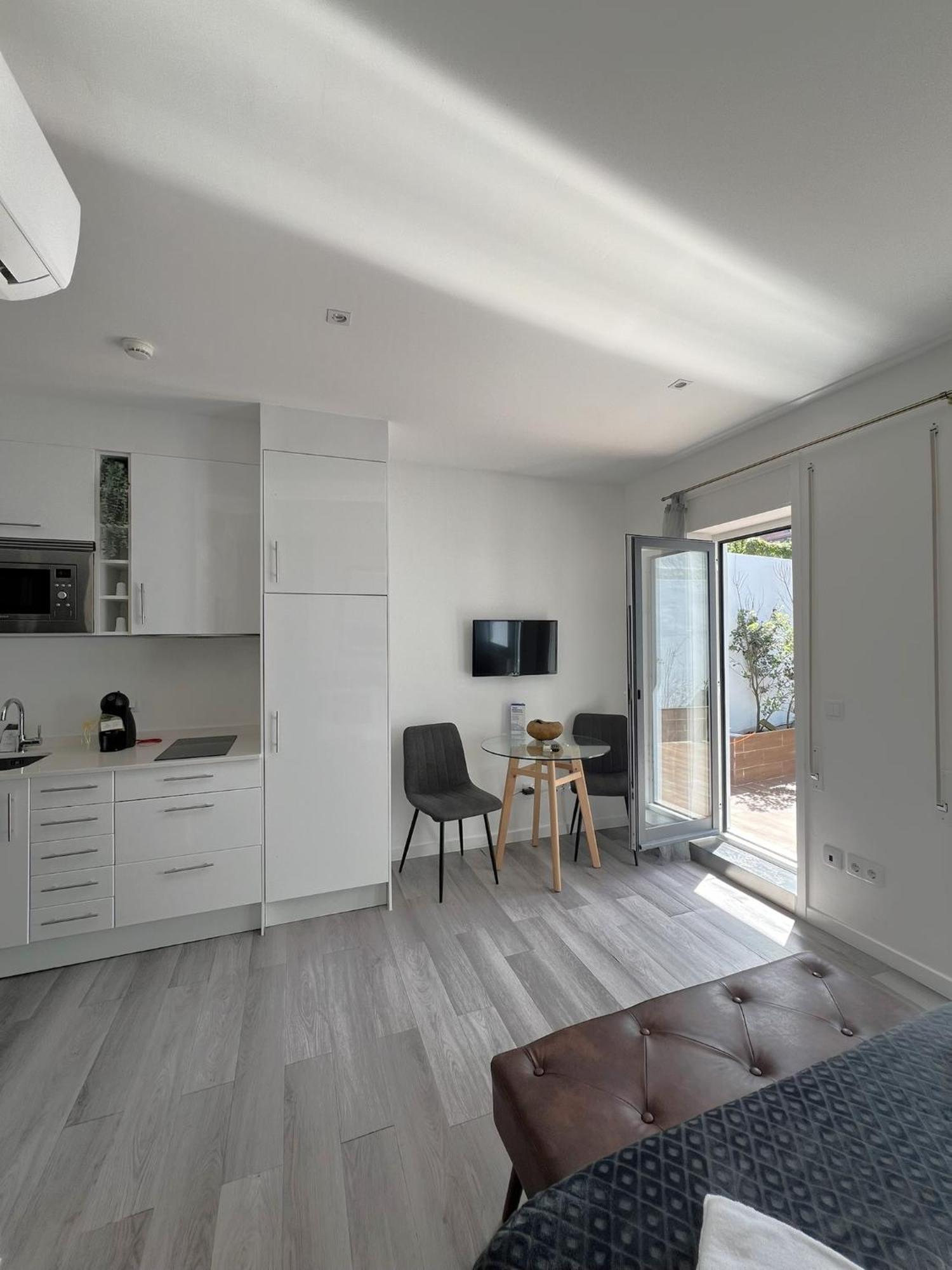 Almada Studios&Suites OOporto Exterior foto