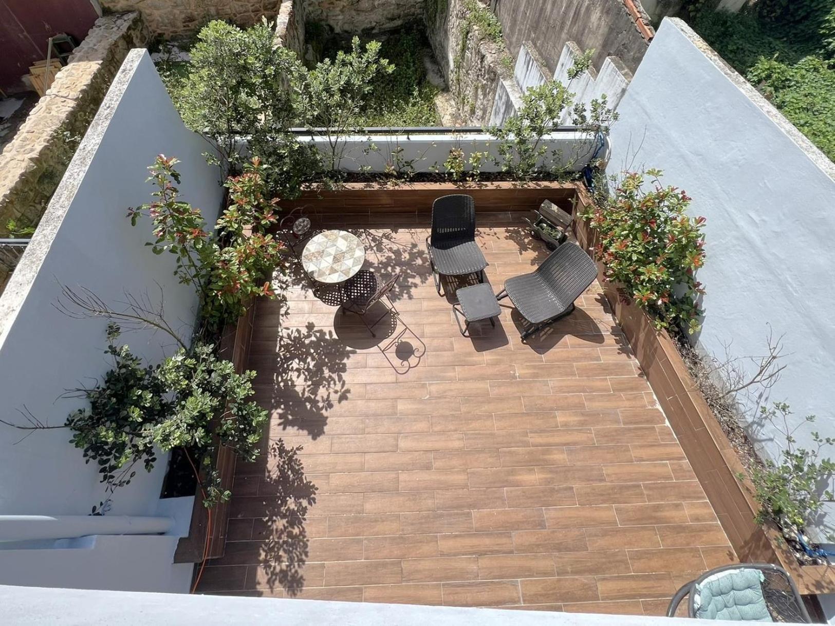 Almada Studios&Suites OOporto Exterior foto